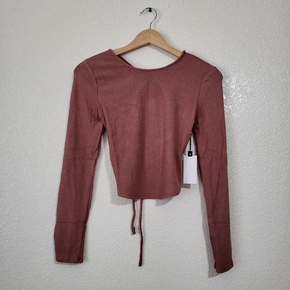 ASTR‎ The Label Toluca Crossed Open Back Ribbed Crop Top Long Sleeves Shirt - Picture 5 of 8